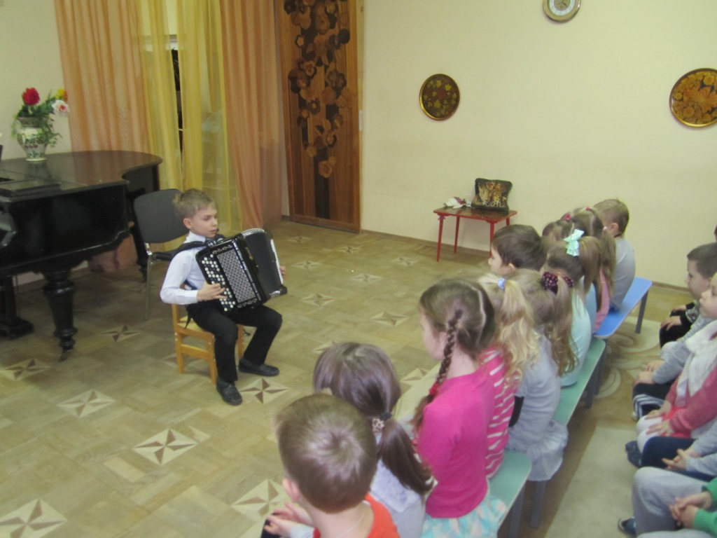 «Классическая музыка в детском саду - декабрь»